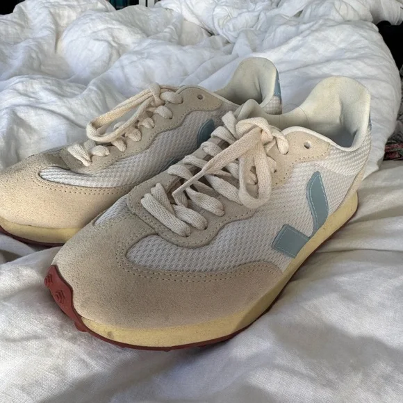 NEW Veja Rio Branco Alveomesh Sneaker women size 7 cream gravel steel MINT - Picture 3 of 11